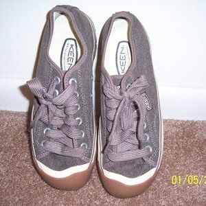 Keen Coronado Women`s Casual Hiking Shoes